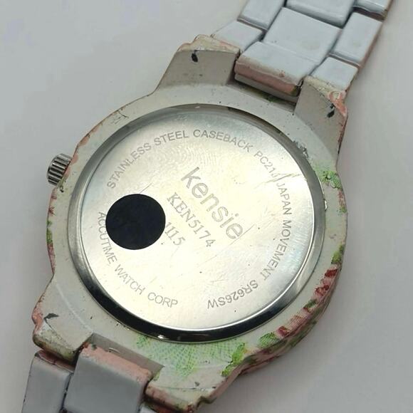 Pink Floral Kensie Watch - Picture 5 of 5